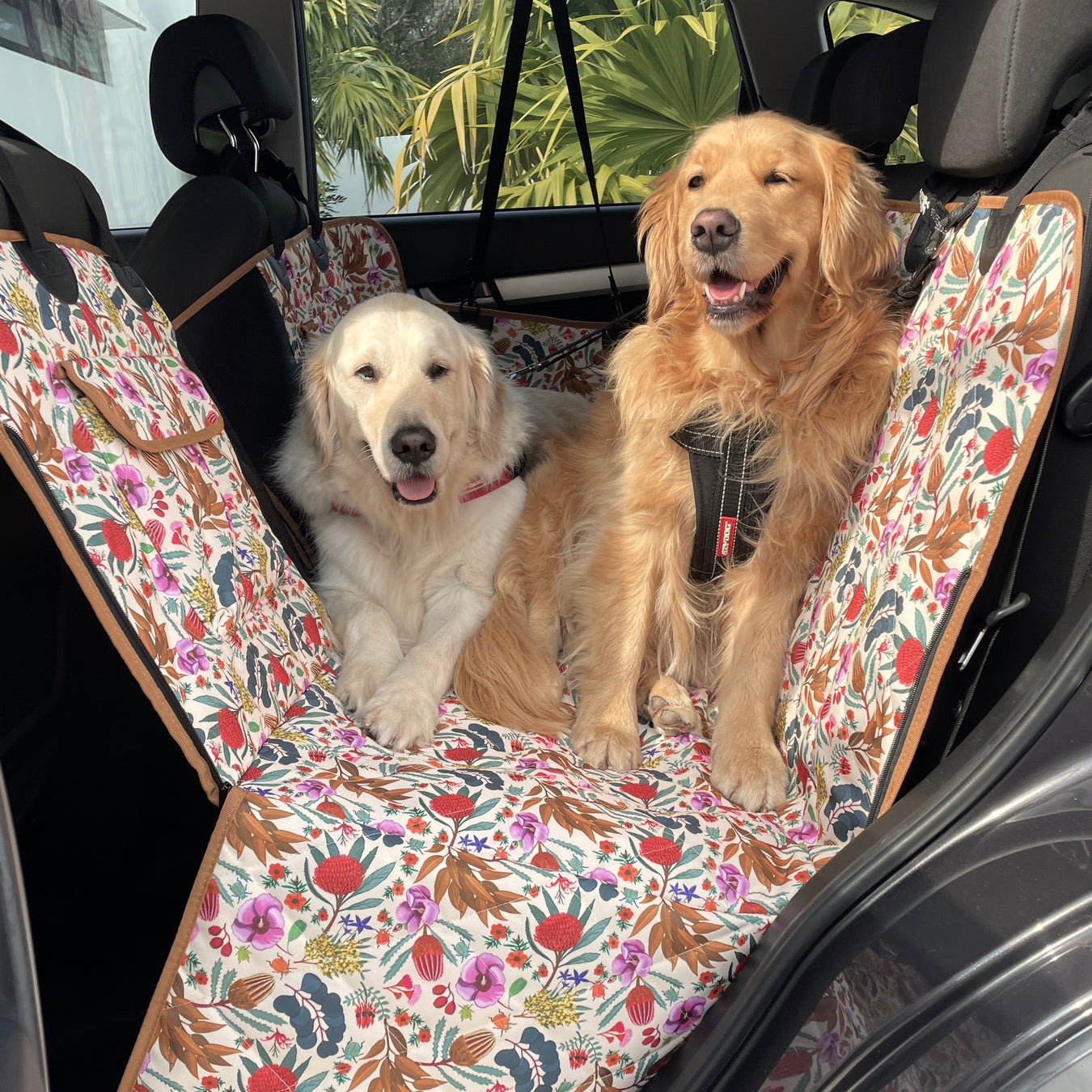 Golden retrievers hammock car dog seat cover strong and waterproof