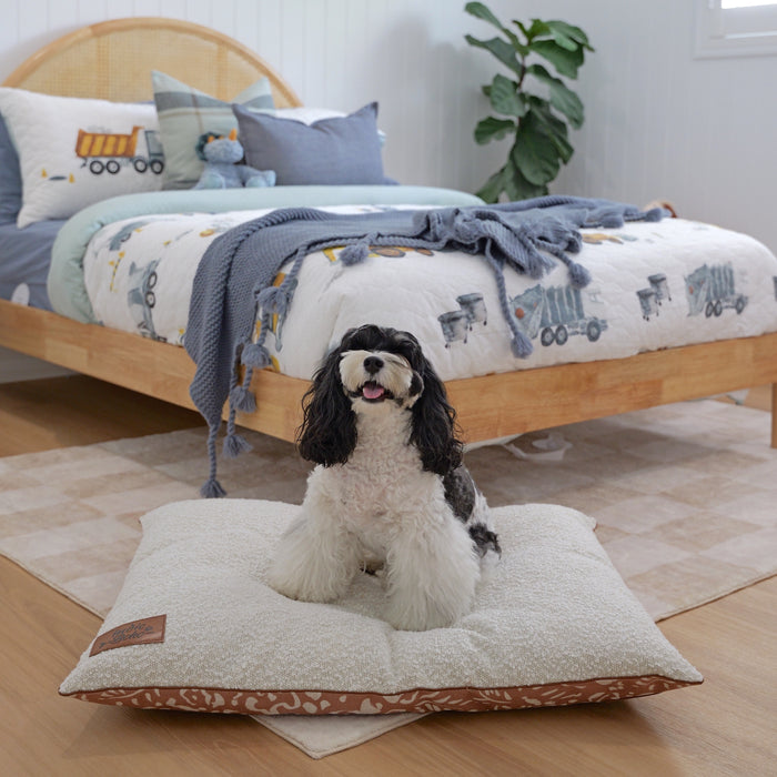 Washable dog bed covers in boucle