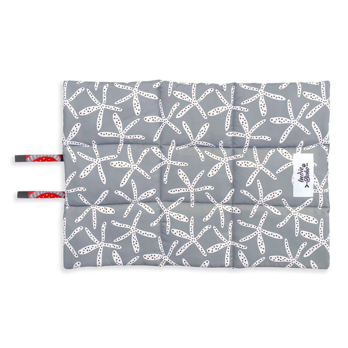 Daydream Shells Dog Travel Mat